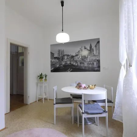 Naty Apartment